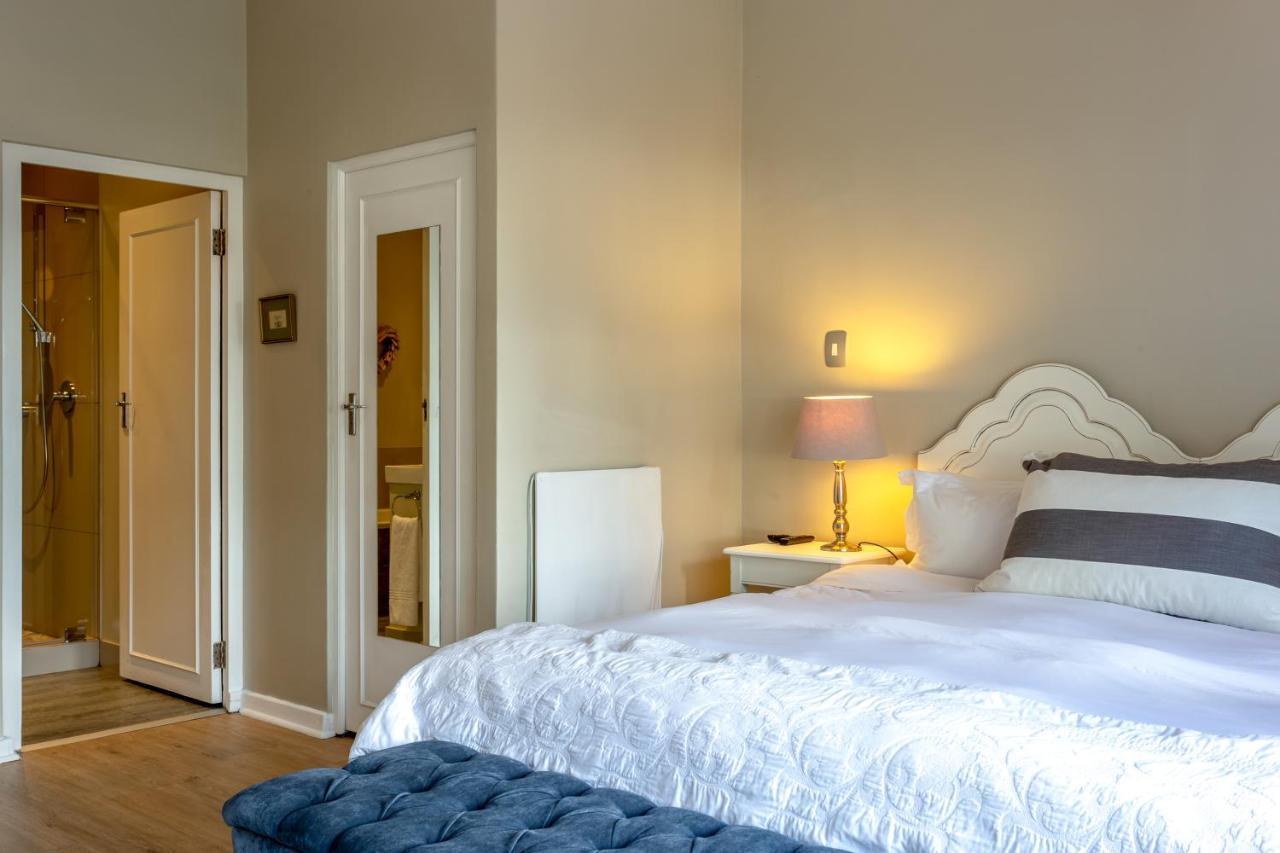 Whale Rock Luxury Lodge Hermanus Exterior photo