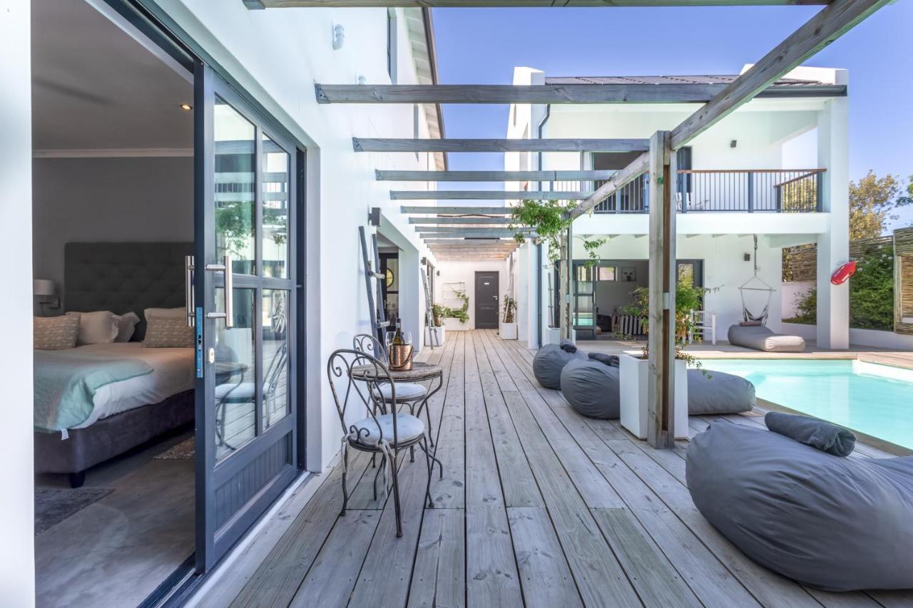 Whale Rock Luxury Lodge Hermanus Exterior photo