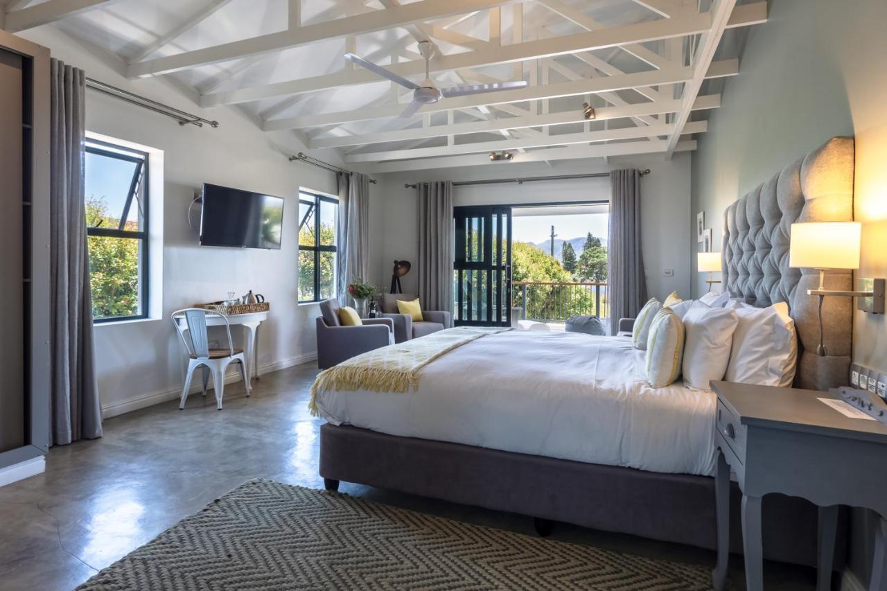 Whale Rock Luxury Lodge Hermanus Exterior photo