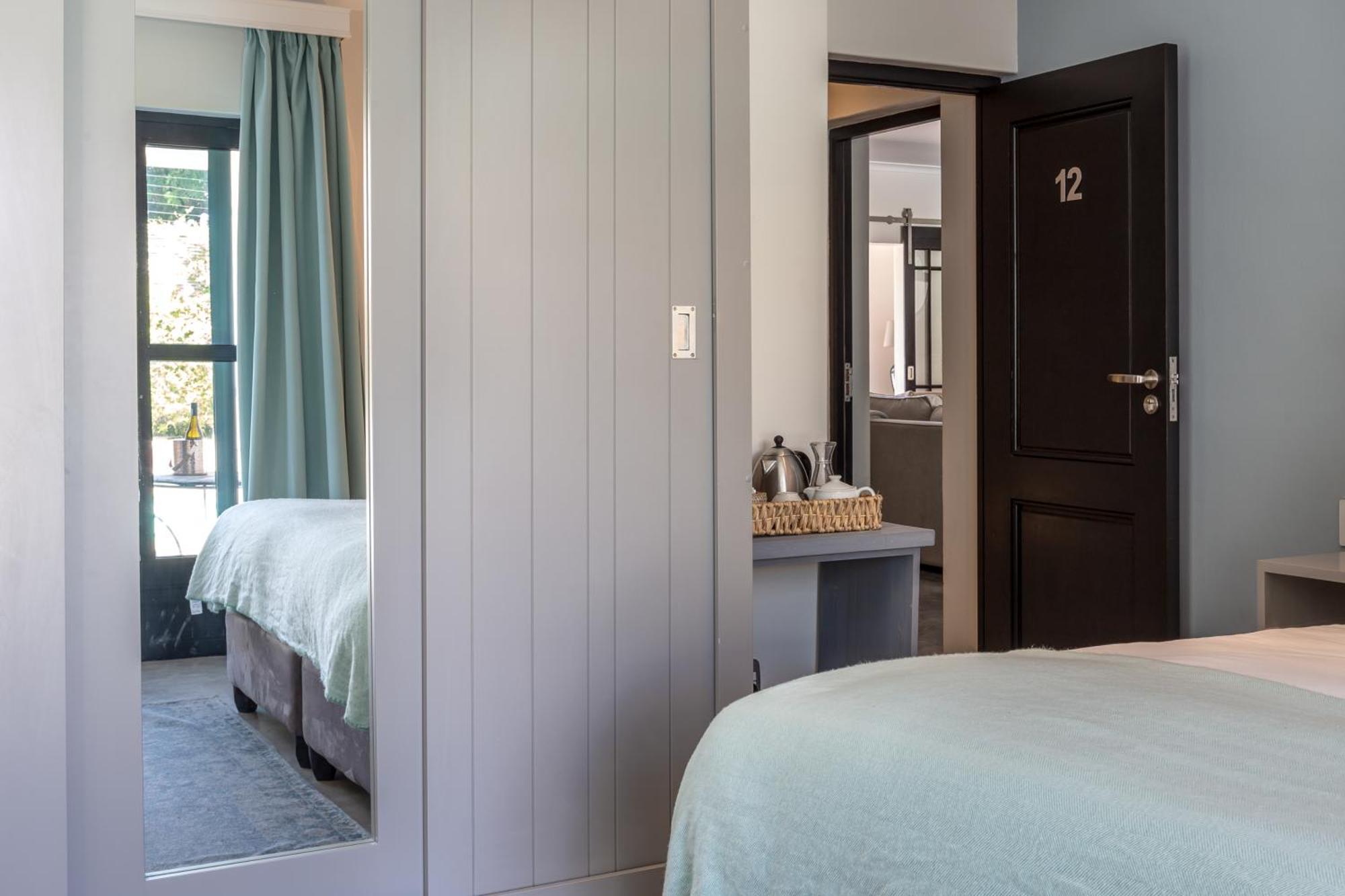 Whale Rock Luxury Lodge Hermanus Exterior photo