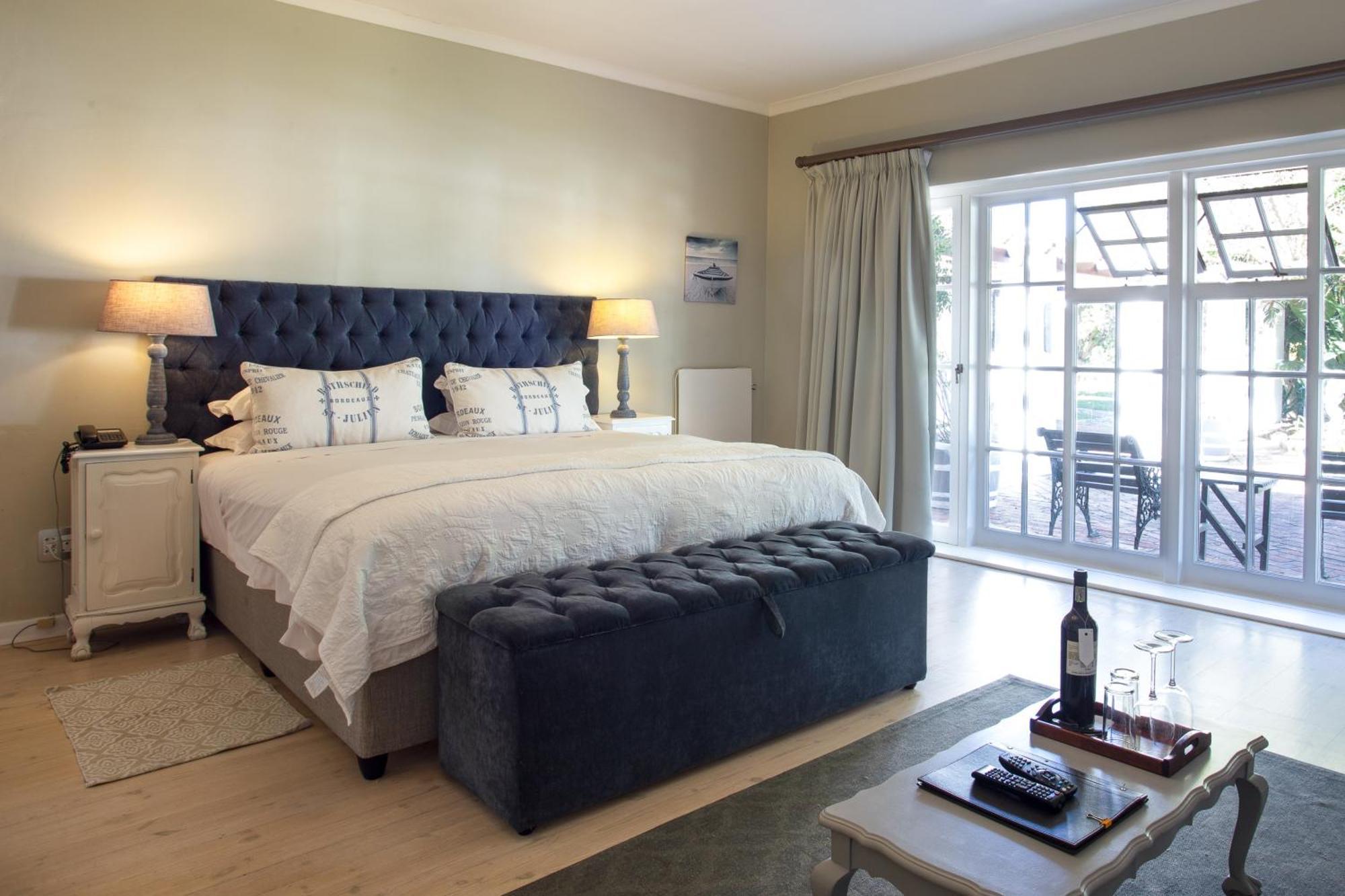Whale Rock Luxury Lodge Hermanus Exterior photo