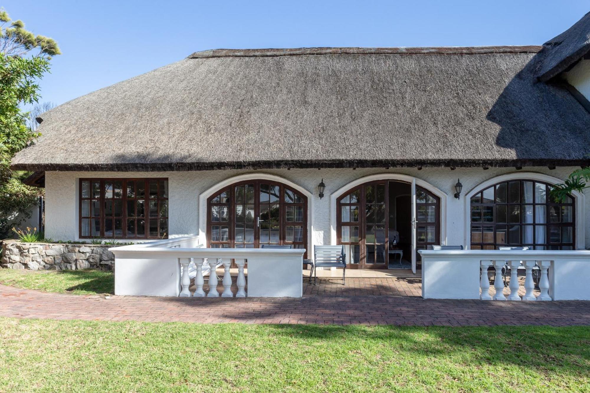 Whale Rock Luxury Lodge Hermanus Exterior photo