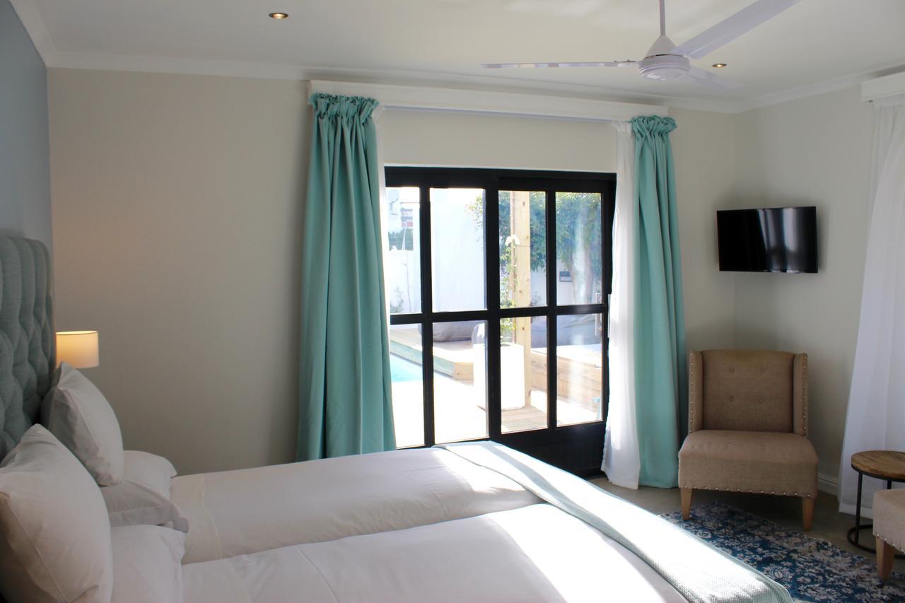 Whale Rock Luxury Lodge Hermanus Exterior photo